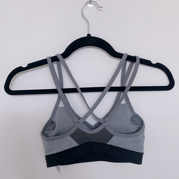 Nike Sports Bra - Picture 2 of 2